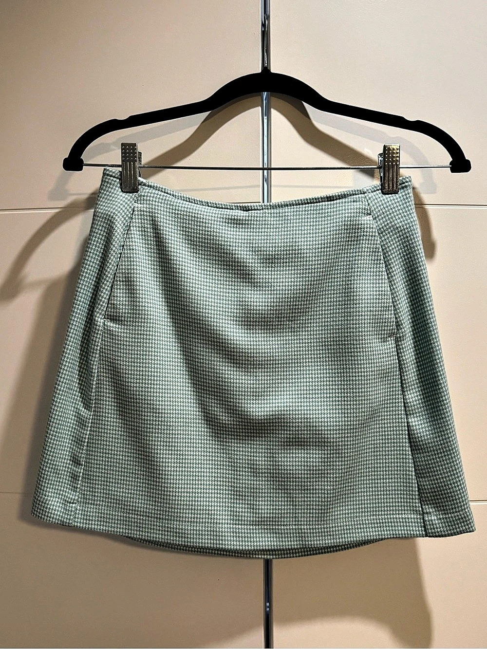 Urban Outfitters Mint Green Houndstooth Mini Skirt Mint Green & White XS